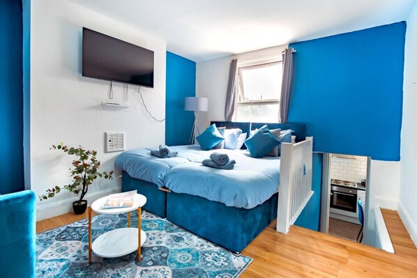 1 bedroom, iron/ironing board, WiFi, bed sheets