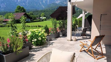 Comfort Apartment, 1 Queen Bed with Sofa bed, Mountain View | Mountain view