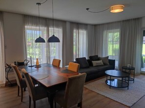 Comfort Apartment, 1 Bedroom, Mountain View | Living area - THE SINGULAR (Bad Goisern)