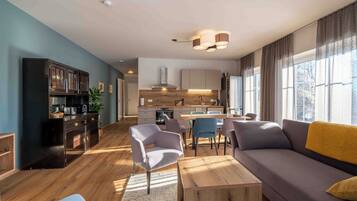 Comfort Apartment, 2 Bedrooms, Mountain View | Living area | 50-inch flat-screen TV with cable channels