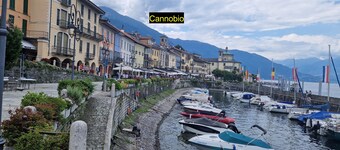 Vacation apartment / studio on Lake Maggiore with two terraces