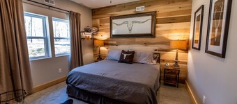 Whitetail Creek Lodge Close to Campus