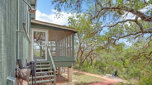 Exterior - Hot Tub, EV Charger, Plus Stunning Hill Country Stargazing & Wildlife (Spring Branch)