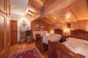 4 bedrooms, desk, iron/ironing board, free WiFi - Casa Benedeta, comfortable and panoramic (Cortina d´Ampezzo)