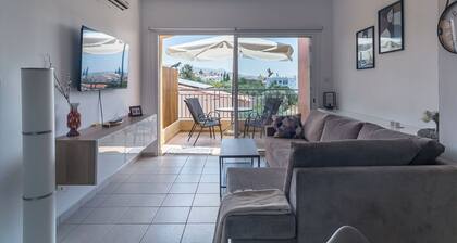 RelaxInCyprus 1-bedroom apartment in awesome Pegeia with WiFi, AC