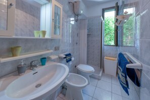 Dusche, Bidet