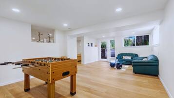 Spielezimmer