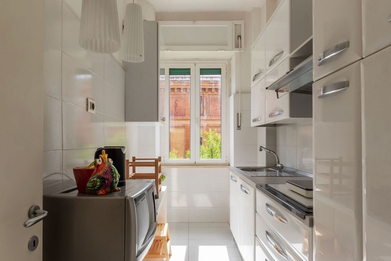 Microwave, toaster, ice maker