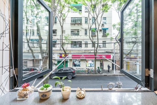 Shanghai Hills&XING 1881 Homestay