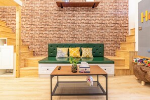 Suite | Ruang tamu | TV 