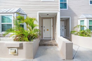 Exterior detail - Casa Bonita Key West ~ by Rent Key West Vacations (Key West)