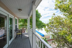 Property grounds - Casa Bonita Key West ~ by Rent Key West Vacations (Key West)