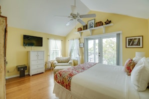 2 bedrooms, iron/ironing board, free WiFi, bed sheets - Casa Bonita Key West ~ by Rent Key West Vacations (Key West)