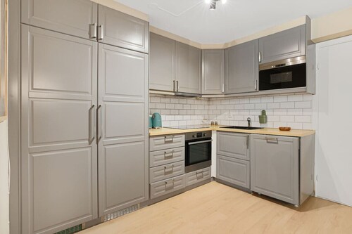 Cozy Private Room in Apartment – Perfect for 1–2 Guests