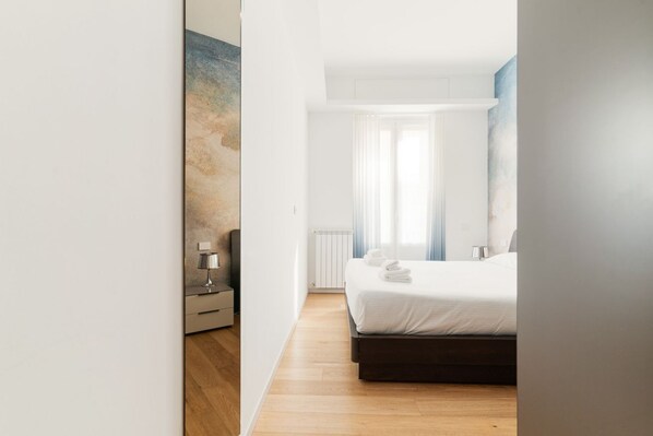 2 bedrooms, iron/ironing board