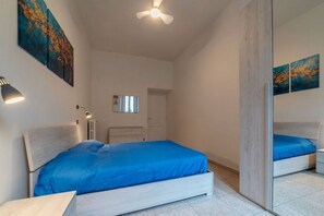 2 bedrooms, iron/ironing board