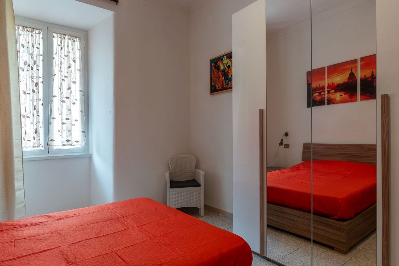2 bedrooms, iron/ironing board