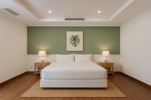 In-room safe, free WiFi, bed sheets