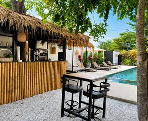 Bar (on property) - Abode Hua Hin (Hua Hin)