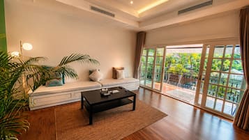 Superior Apartment, 1 Bedroom, Balcony, Pool View | In-room safe, free WiFi, individually furnished, bed sheets