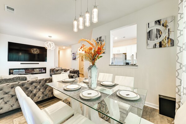 Apartment (3 Bedrooms) | Interior - 7 Mi to Uptown - Pet-friendly 2-story Townhome! (Charlotte)