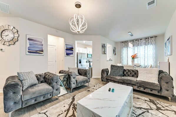 Apartment (3 Bedrooms) | Interior - 7 Mi to Uptown - Pet-friendly 2-story Townhome! (Charlotte)