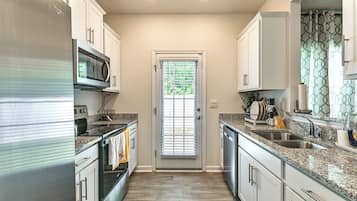 Apartment (3 Bedrooms) | Bahagian dalam