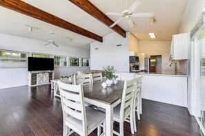 บ้านพัก (2 Bedrooms) | ภายใน