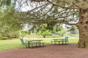 Apartment (0 Bedroom) | Interior - Fish & Hike: Lakeside Poconos Retreat, Unit 4 (Bangor)