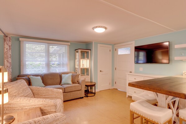 Apartment (0 Bedroom) | Interior