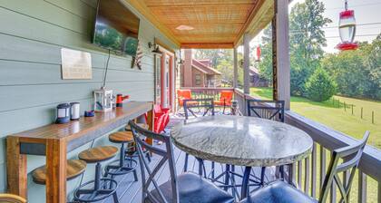 Hiawassee Cabin Near Lake Chatuge + AT Trailheads