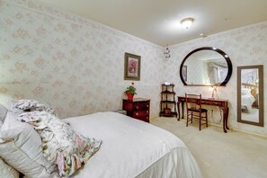 Apartment (1 Bedroom) | Interior - < 1 Mi to Jefferson Healthcare: Nurse-ready Rental (Port Townsend)