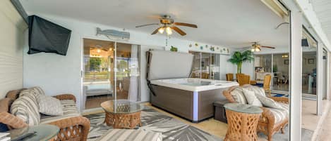 House (2 Bedrooms) | Interior