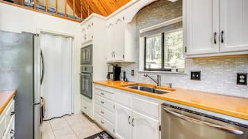 Talo (2 Bedrooms) | Sisätilat