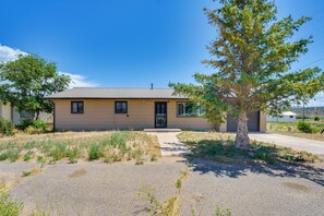 Interior - Family Fun: Mountain-view Home in Fort Garland! (Fort Garland)
