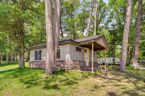 Apartment (0 Bedroom) | Interior
