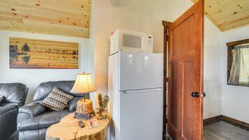 Apartment (0 Bedroom) | Interior