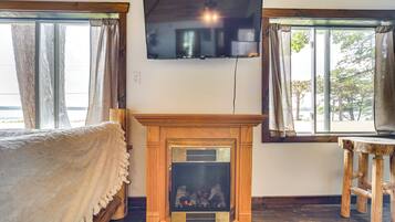 Apartment (0 Bedroom) | Interior