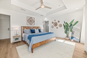 4 quartos, escrivaninha, berço de viagem, Wi-Fi