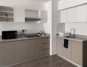 1 habitación y acceso a internet