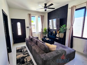 House | 6 bedrooms, Internet - Two Brand new Adjacent Properties With Private Pool (Puerto Peñasco)
