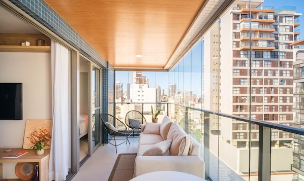 Basic Apartment | Interior