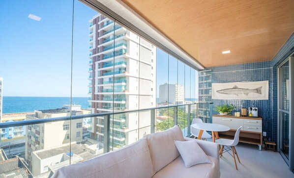 Basic Apartment | Living area - Apartment 180m From the Beach in Barra Ocb0901 (Salvador)