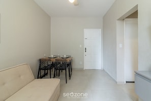 Apartament bàsic | Interior