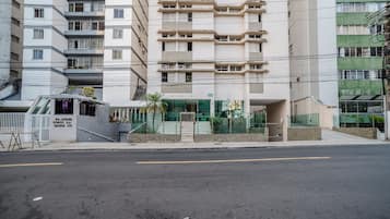 Apartamento básico | Fachada