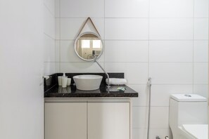 Basic-lejlighed | Badeværelse | Bruser