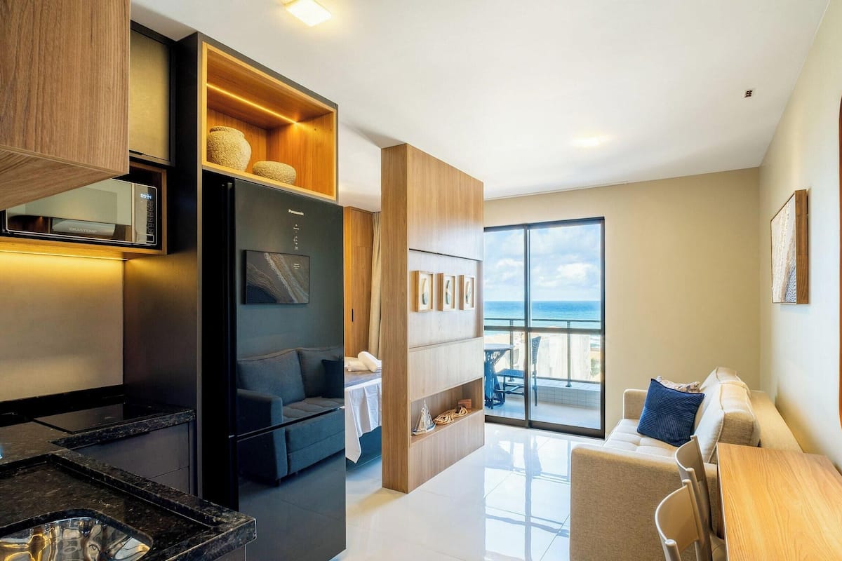 Basic Apartment | Living area