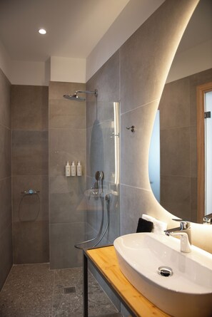 Chambre Deluxe Double ou avec lits jumeaux | Salle de bain