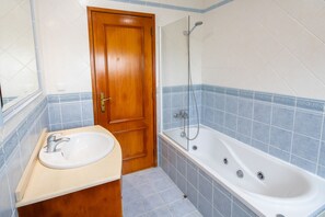 Casa | 3 quartos