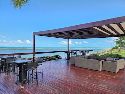 Nui Supreme Beach Living